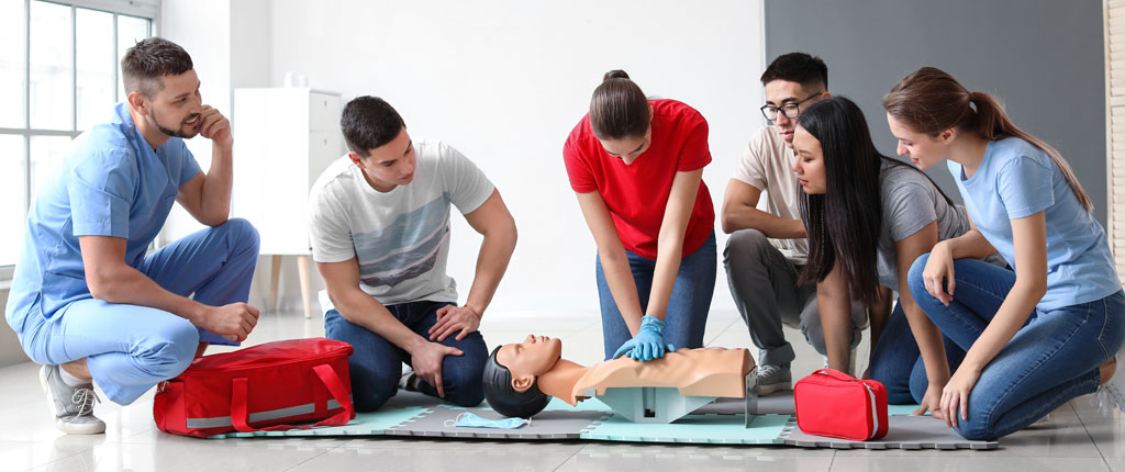 HOA FIrst Aid Training from Medic Response